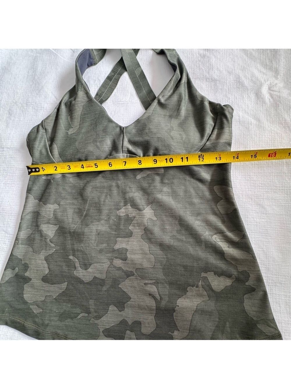 Prana tank top built in bra , crisscross back camo Small - Picture 4 of 8